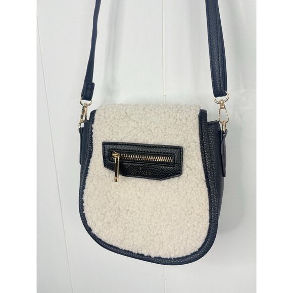 Kedzie Camden Faux Sherpa Crossbody Mini Messanger Bag Black - Picture 5 of 9